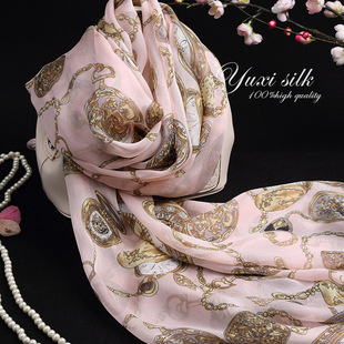 浅粉色链条100%桑蚕丝，长款真丝巾披肩女士纱巾，春秋冬夏季丝绸围巾