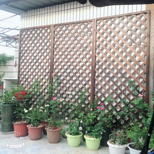 碳化木制屏风隔断玄关木栅栏木，篱笆木网格花架花园围栏爬藤架护栏