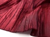 时装褶皱凹造型设计暗红色光泽，廓形不规则，褶皱面料半裙风衣布料