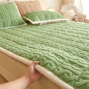 a类牛奶绒防滑床垫铺底保暖床垫冬季加厚加绒铺床褥子床盖可水洗