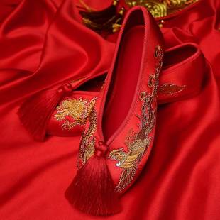 秀禾鞋婚鞋中式绣花新娘鞋内增高粗高跟流苏复古龙凤鞋红色绣花鞋