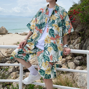 休闲夏威夷衬衫短裤夏季潮流宽松短袖，日系大码海边情侣沙滩套装男