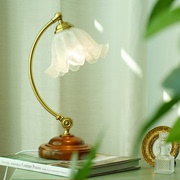 花朵玻璃氛围灯卧室，床头灯法式美式复古欧式学习高级感中式台灯