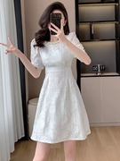 雪纺连衣裙子法式气质夏季2024年女士短袖高级感独特别致白色
