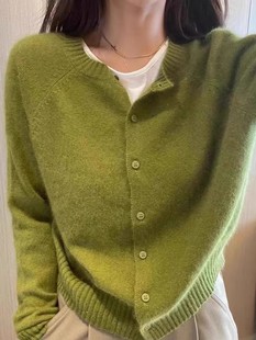 秋冬100%纯羊毛开衫女圆领，针织毛衣外套气质牛油果绿色羊毛衫