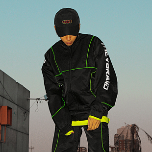 THE V BRAND嘻哈街头荧光绿拼条设计宽松版型休闲宽松运动外套