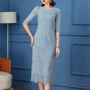 蓝色蕾丝拼接连衣裙，2023夏季时尚洋气女神，范收腰显瘦开叉裙子