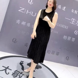 9031芮娜依莲夏款超级显瘦褶皱舒适弹力坎袖连衣裙加肥加大码女装