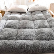 秋冬季榻榻米床垫，加厚保暖羊羔绒软垫15米18m床，2米单人双人褥子