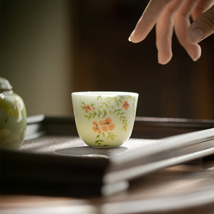 景德镇釉下彩手绘茶杯陶瓷功夫茶品茗杯家用小清新现代个人专用杯