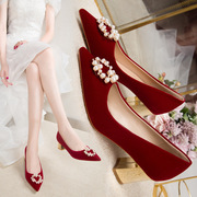 水钻结婚鞋子年婚纱水晶粗跟新娘鞋中式礼服法式高跟鞋女