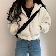 2024冬季韩版短款羊羔绒保暖拉链，外套女加厚加绒开衫学生上衣