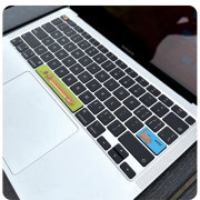 SkinAT 适用于苹果笔记本电脑个性贴纸MacBook Pro键盘创意贴纸