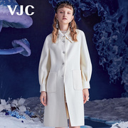vjc威杰思秋冬女装，米白羊毛中长款大衣，钉珠娃娃领外套