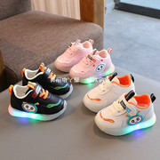 春季宝宝运动鞋软底皮面单鞋男0-1-2岁3婴儿学步鞋女小童亮灯鞋子