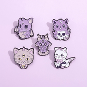 紫色猫咪蝙蝠胸针个性可爱日系卡通金属徽章别针，配饰包包挂件勋章