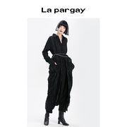 Lapargay纳帕佳春季女装黑色上衣欧美时尚暗条纹斜门襟长外套