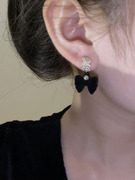 精致锆石黑丝绒蝴蝶结耳环气质，百搭高级感耳钉，小众时尚设计感耳饰