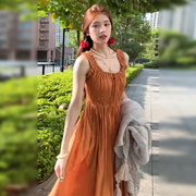 2024法式桔梗橘色吊带连衣裙子夏季女装早春茶系显瘦穿搭长裙