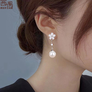 S925纯银时尚新年红珍珠耳环气质2022年防过敏耳钉女长款耳坠