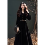 秋冬法式赫本风复古气场强大长裙高级感超好看绝美黑色连衣裙
