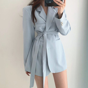 韩国chic优雅法式西装，领两粒扣系带，收腰显瘦双口袋宽松西服外套女