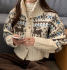 冬天氛围感毛衣 韩国2023冬季女装短款可爱小鹿图案针织开衫