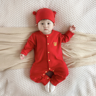 婴儿纯棉连体衣宝宝满月周岁红色，喜庆衣服新生儿过年服长袖爬爬服