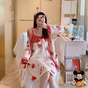 台湾睡袍女年冬季加厚珊瑚绒睡衣裙性感，吊带睡裙法兰绒两件套