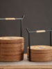 圆形创意收纳篮桌面提手茶带盖茶具篮，手工越南收纳盒藤编饼盒竹编