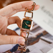简约气质手链钢带轻奢小众式水钻手表女时尚方形石英普通国产腕表