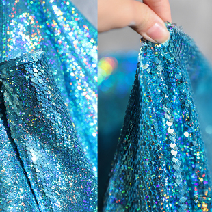 水晶蓝双面双色金属，质感细小鱼鳞亮片布料，高档网纱服装设计师面料
