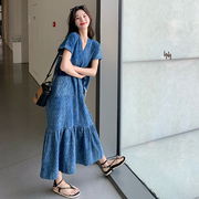 蓝色复古连衣裙女夏季2024高级感小众时尚，宽松气质鱼尾裙长裙