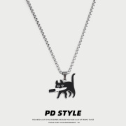 pdstyle夜の小黑猫项链男女生，高级感小众精致钛钢情侣吊坠配饰潮