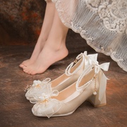 女鞋仙女风玛丽珍公主鞋蝴蝶结，珍珠小皮鞋绸缎，蝴蝶结珍珠粗跟婚鞋