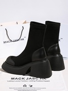 香港mackjaschk女靴子2023春秋季小个子粗跟厚底，内增高短靴女