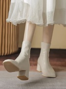真皮白色短靴女2023秋冬季加绒英伦风瘦瘦靴中高跟法式裸靴子