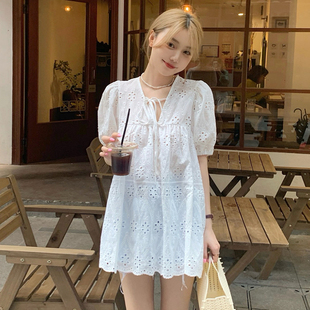夏季女装韩版批发设计感泡泡短袖，娃娃衫蕾丝镂空中长款衬衫潮