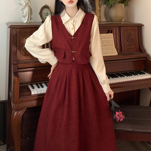 法式复古学院风衬衫拼接红色连衣裙秋冬大码赫本假两件灯芯绒长裙