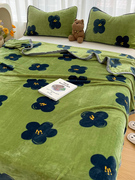 牛奶珊瑚绒毛毯夏季法兰绒小毯子春秋办公室午睡沙发盖毯铺床上用