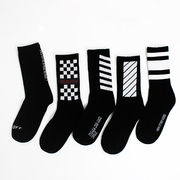 5双装男士长筒袜子黑白高帮，袜纯棉韩版高腰，潮流字母条纹长袜男潮