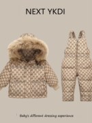 英国NEXT冬季婴儿羽绒服套装男女宝宝大毛领外套背带裤上衣两件套
