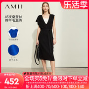 Amii极简连衣裙女2024春季配腰带V领设计感针织裙通勤小黑裙