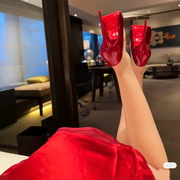 镭射红婚鞋红底鞋12cm高跟鞋细跟红内里黑色性感法式单鞋大码