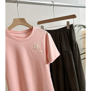 樱花之粉短期货刺绣线缝亮片，花朵圆领短袖t恤女装，新2024浅粉色春
