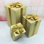 超大号白色圣诞节盒金色，橱窗场景道具，布置零食礼物盒堆头定制