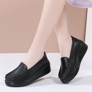 春夏护士鞋女软底透气厚底增高舒适防滑松糕鞋，黑色平底夏季医护鞋