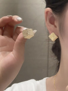 磨砂金属质感立体方块耳钉，女2023年潮气质，小众高级感银针耳环