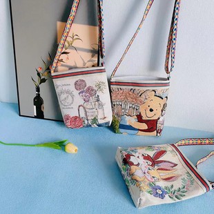 帆布挎包韩版手机包单肩双面刺绣可爱卡通兔子休闲斜挎包