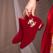 酒红色冬季婚鞋女粗跟新娘，鞋中跟孕妇，加绒婚靴不累脚中式秀禾服鞋